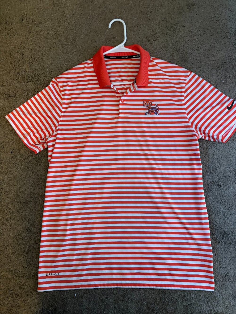 Clemson Tigers Nike Dri-Fit Golf Shirt w/mascot Medium